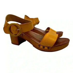 MIA Women's Slingback Wedge Sandals Yellow Tan Size 10 Casual Summer